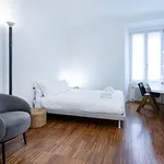 Italianway Easy - Farini 2 Milánó