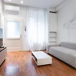Italianway Easy - Farini 2 Apartman *