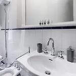 Italianway Easy - Farini 2 Milánó