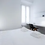 Italianway Easy - Farini 2 Milánó