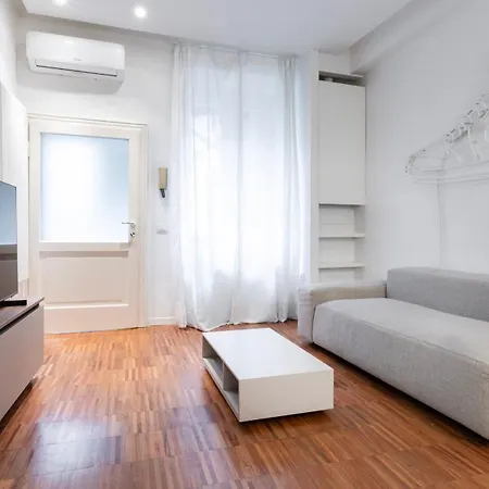 Italianway - Farini 2 Apartment *